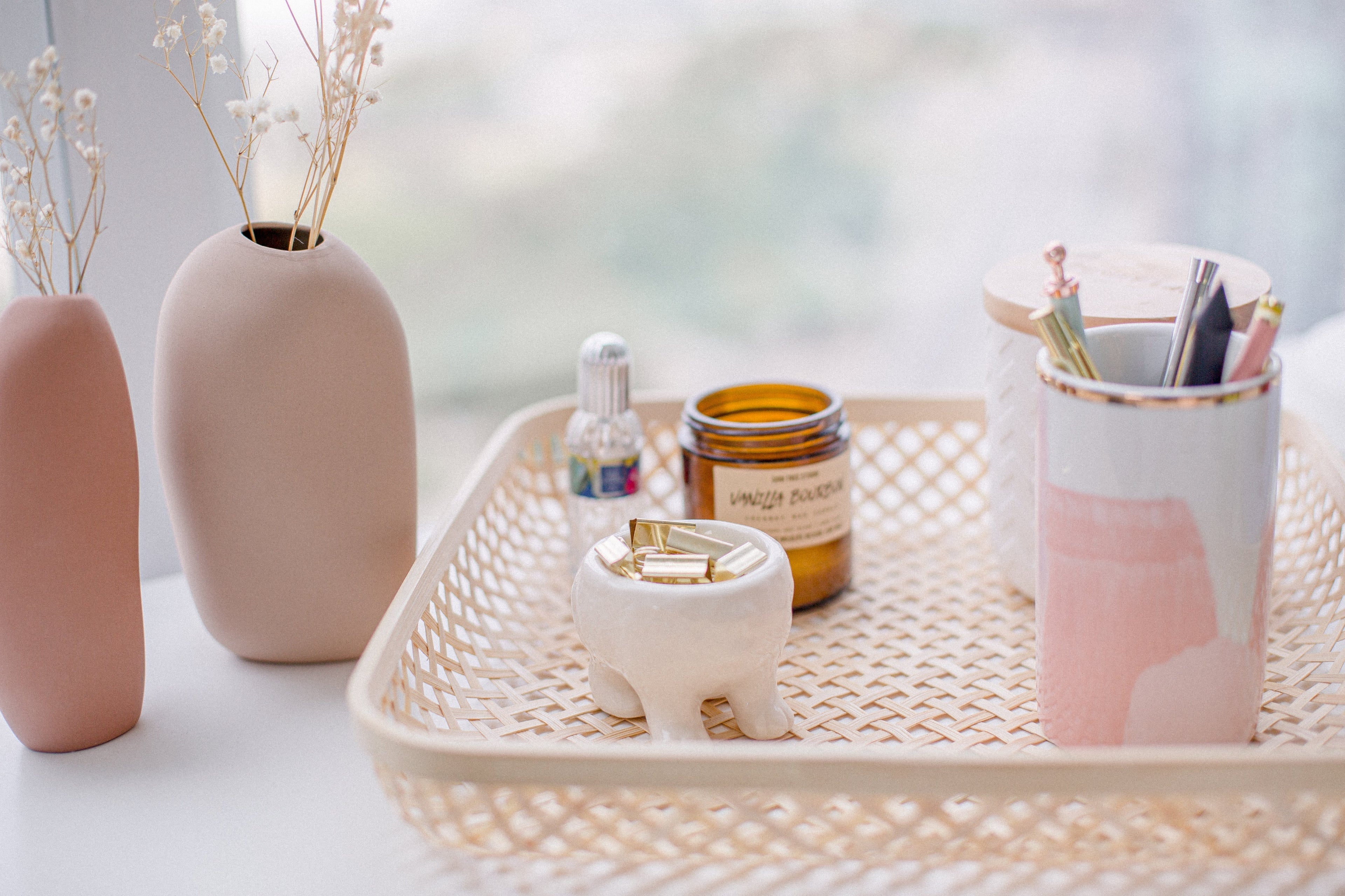 🕯️ Home Organization & Decor